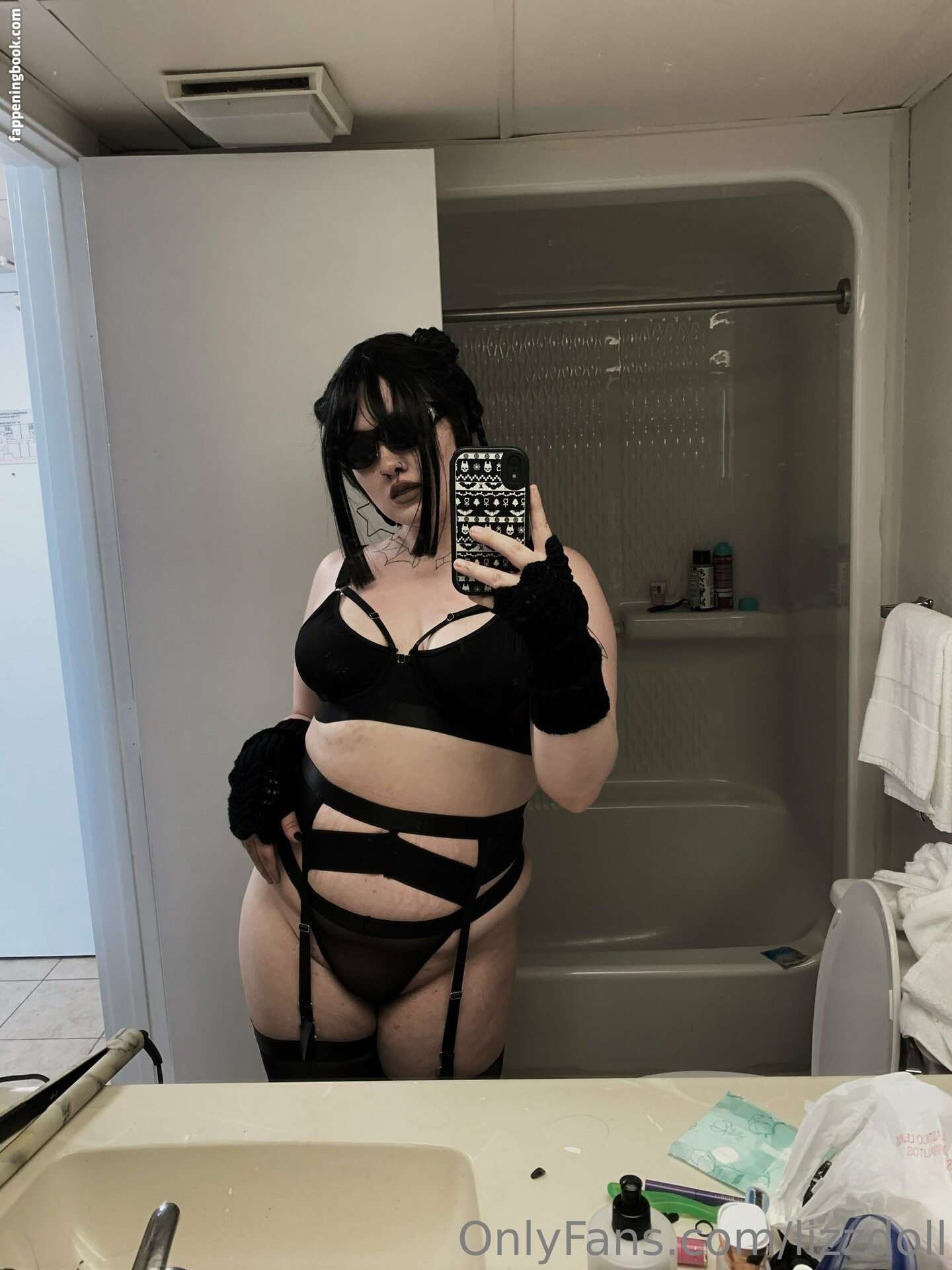 lizzdoll Nude OnlyFans Leaks