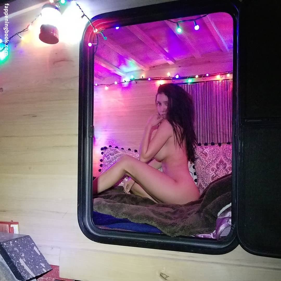 Lizzeth Acosta Nude