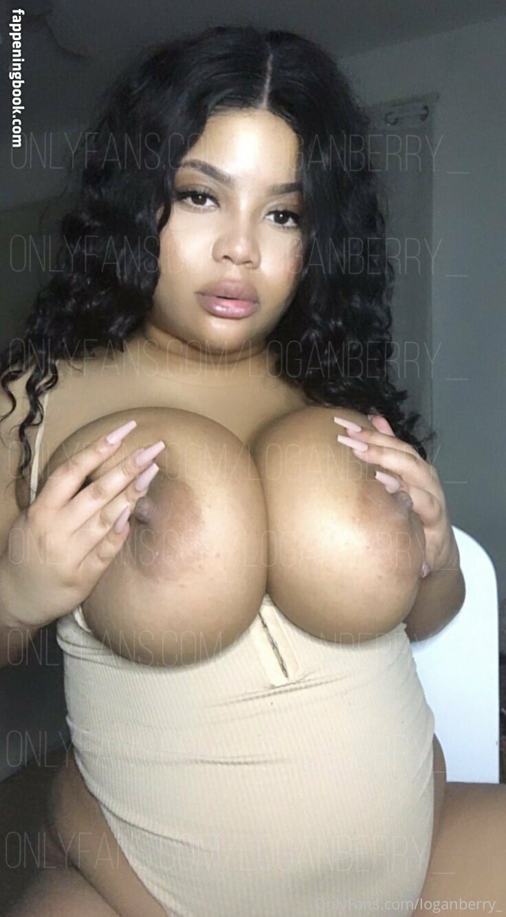 loganberry_ Nude OnlyFans Leaks