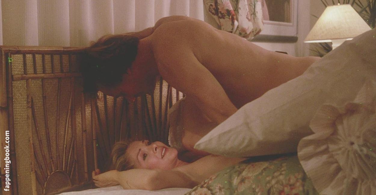 Lois Chiles Nude