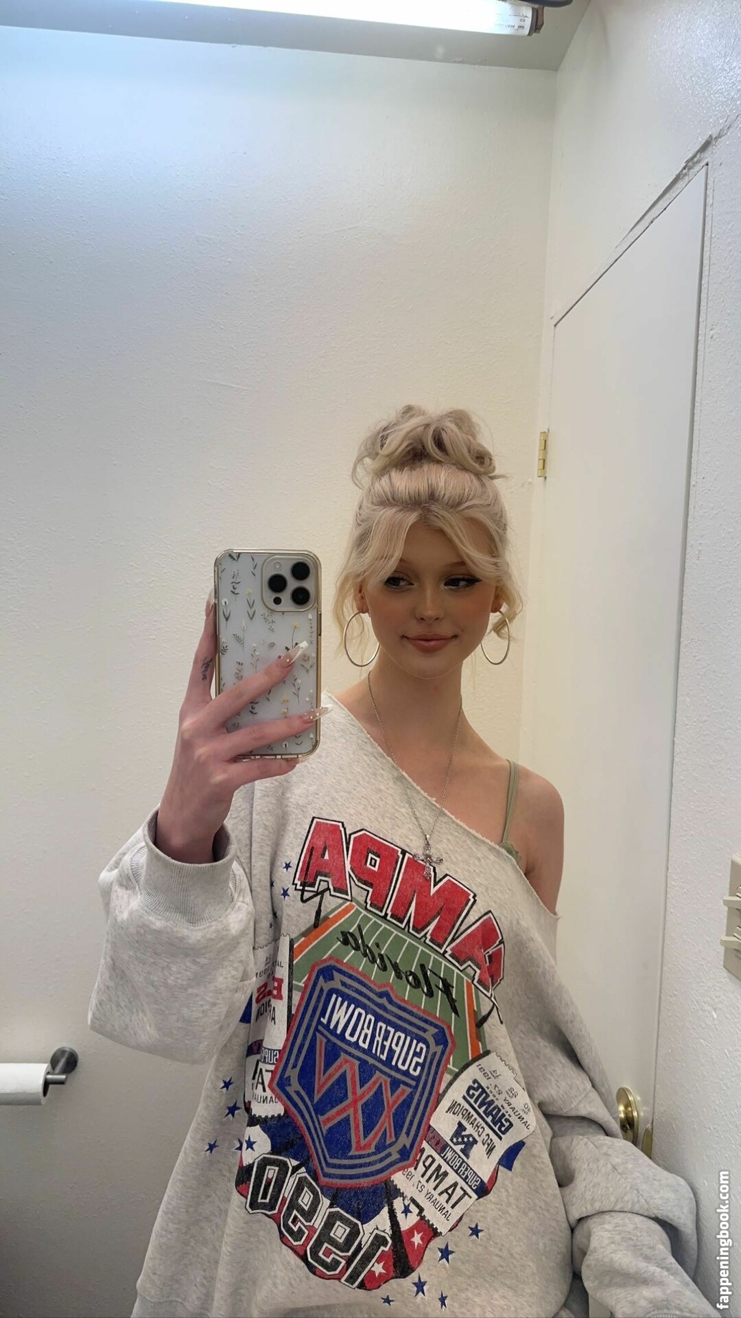 Loren Gray Lorengray Nude Onlyfans Leaks The Fappening Photo 4497219 Fappeningbook