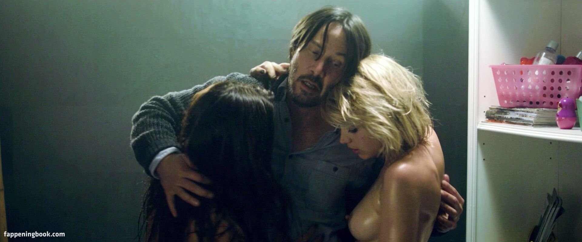 Lorenza Izzo Nude, The Fappening - Photo 349646 - FappeningBook