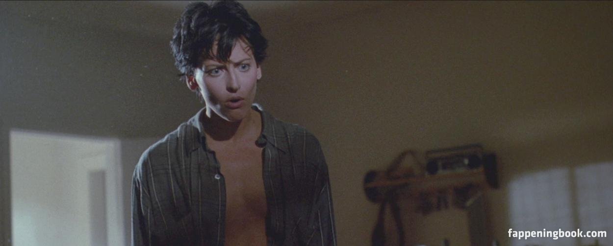 Lori Petty Nude