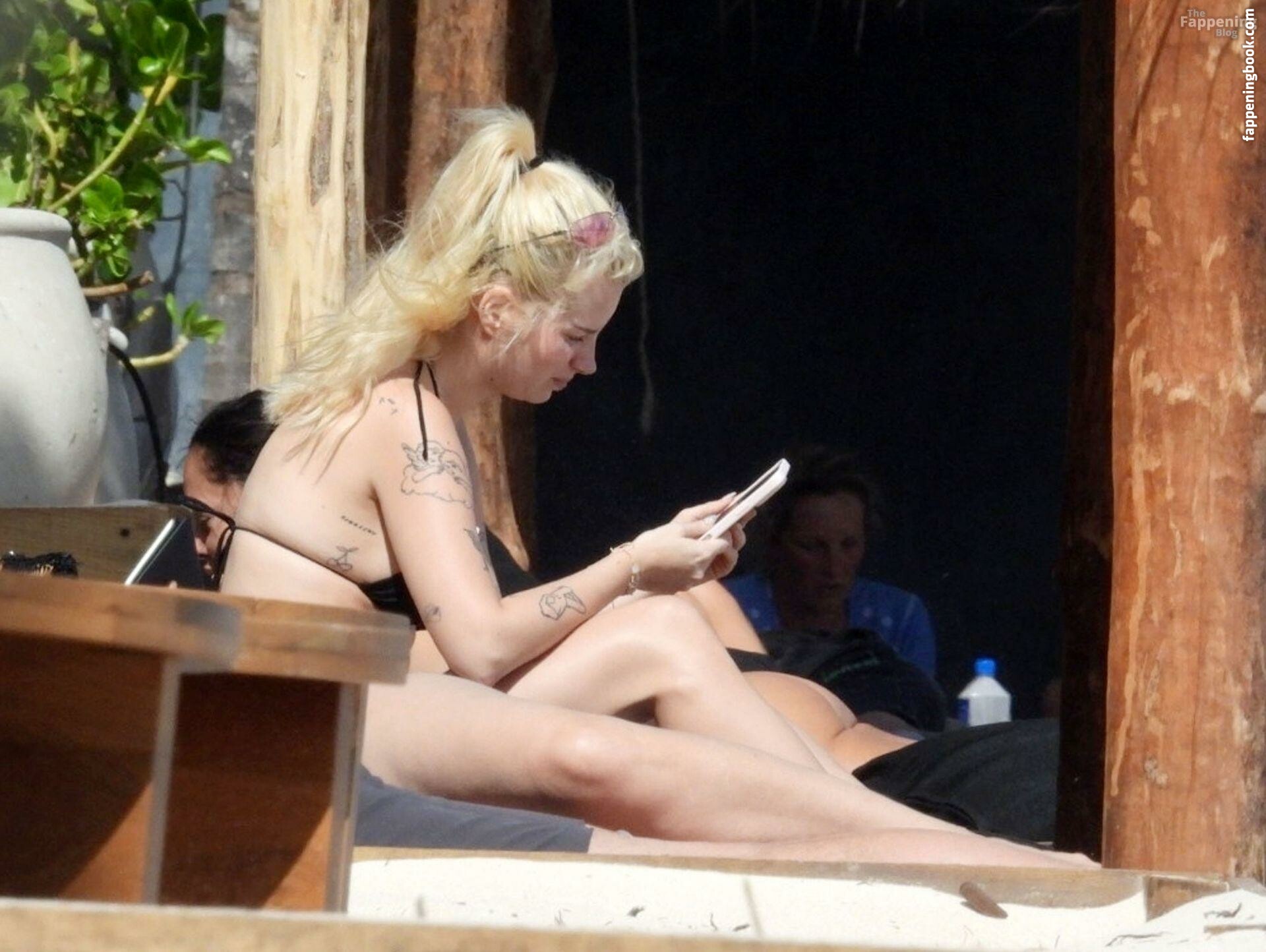 Lottie Moss Fapello Latest Exclusive Leaked Photos