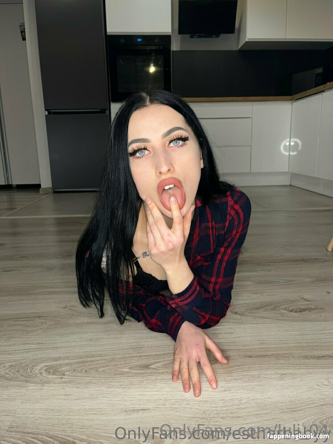 luli_04 Nude OnlyFans Leaks