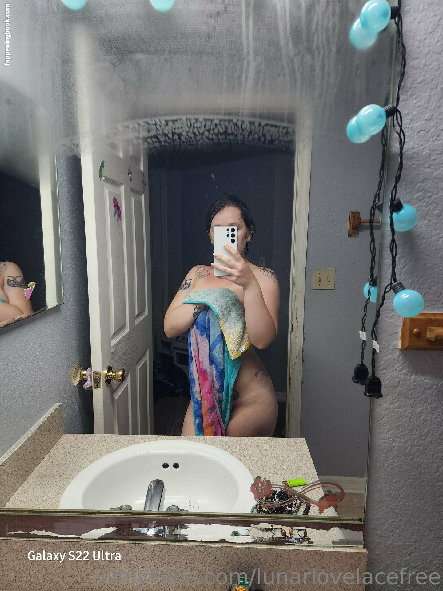 lunarlovelacefree Nude OnlyFans Leaks