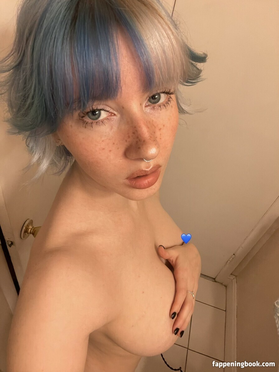 Luvliii Nude