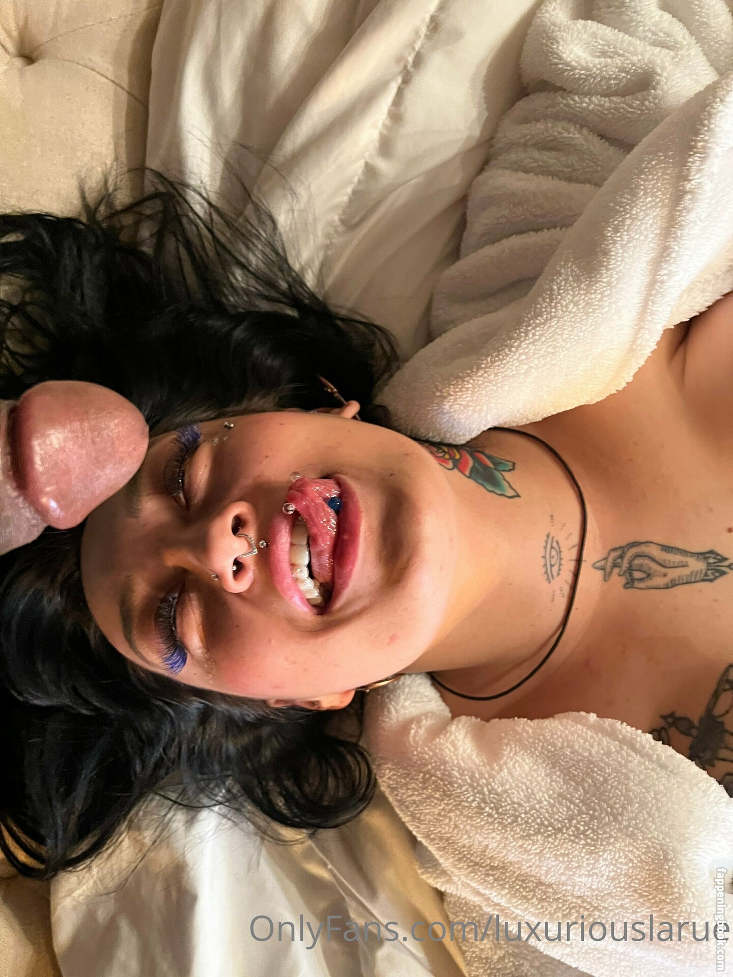 luxuriouslarue Nude OnlyFans Leaks