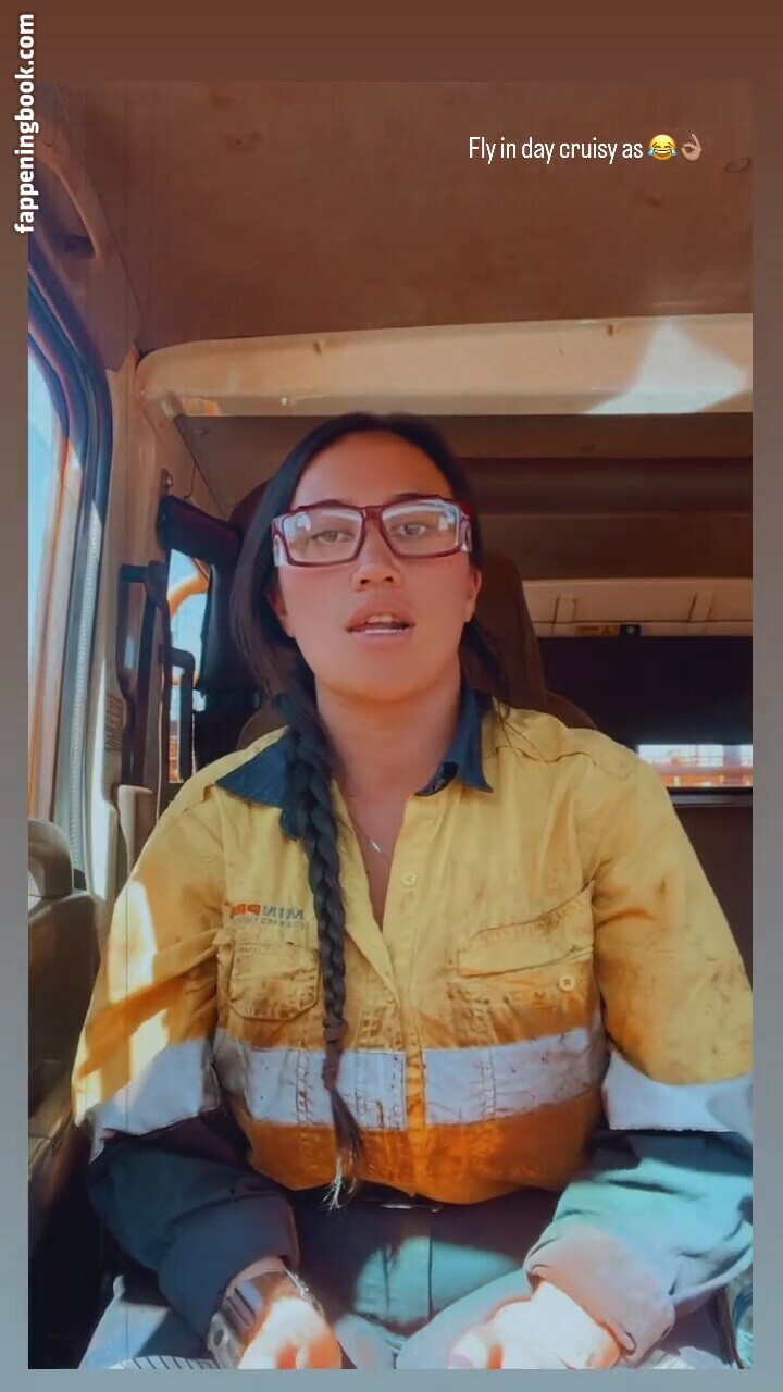 L_A ???? / l_a__98milfdump / lyn_ahayz / u39589497 Nude, OnlyFans Leaks, Fappening - FappeningBook