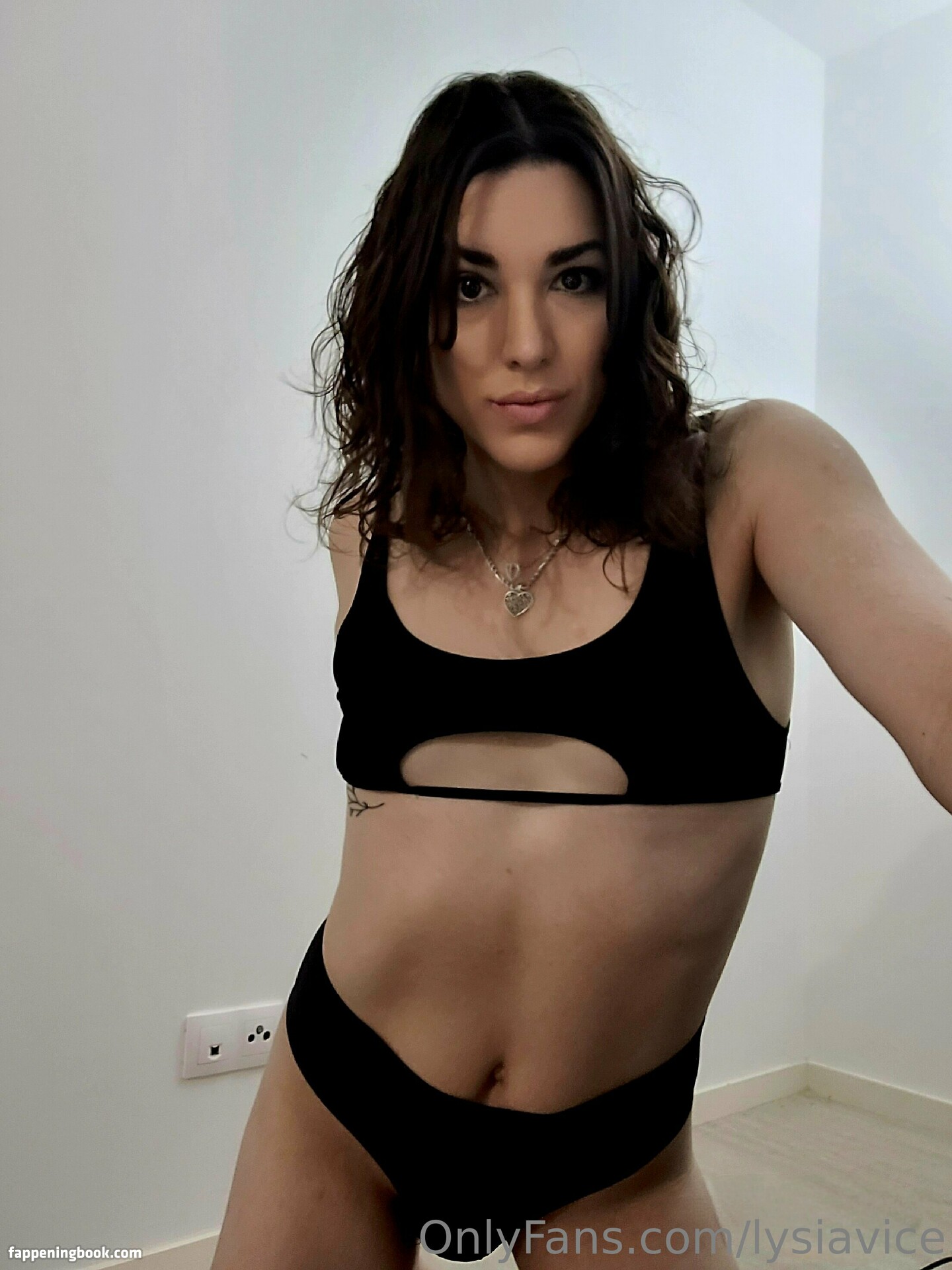 lysiavice Nude OnlyFans Leaks