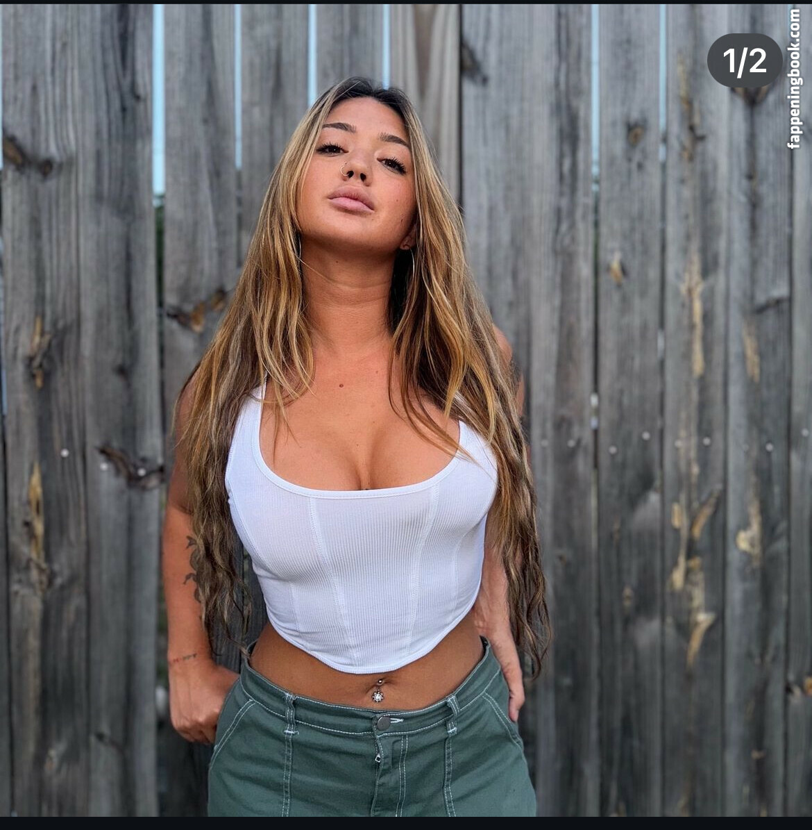 Lyssa Kegles Nude OnlyFans Leaks