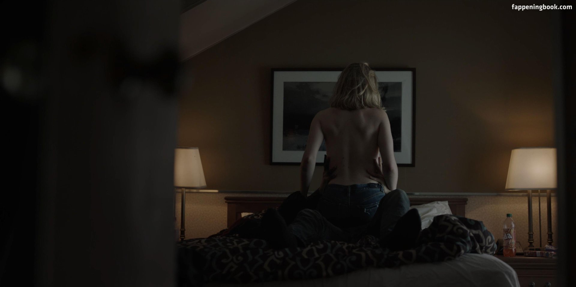 Maddie Hasson Nude