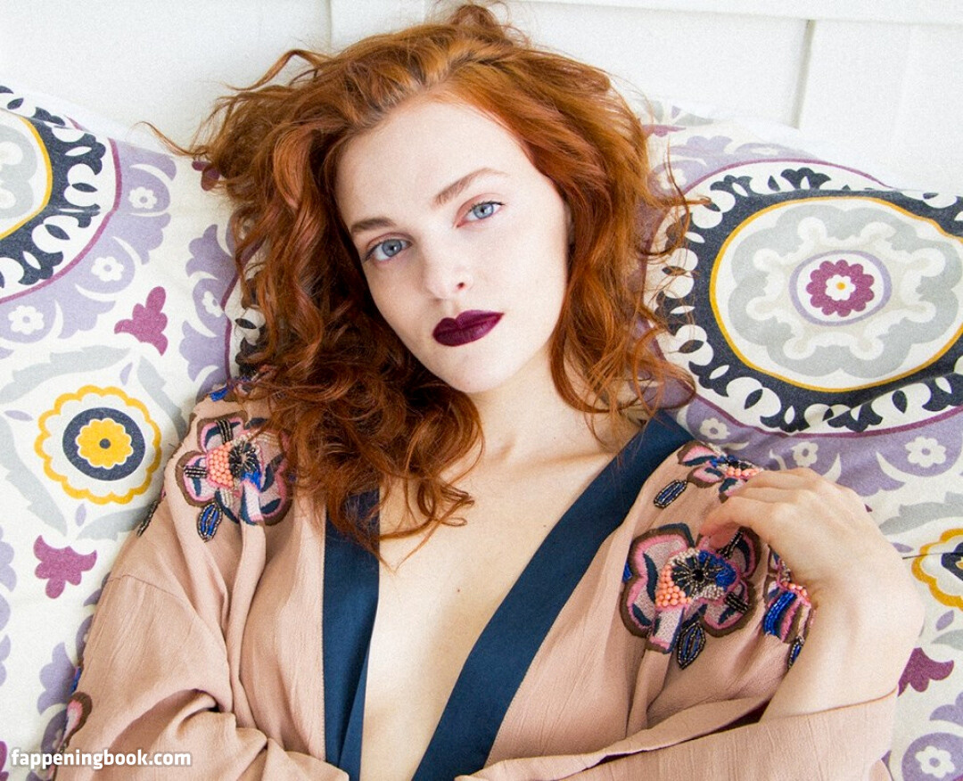 Madeline Brewer Fapello Latest Exclusive Leaked Photos