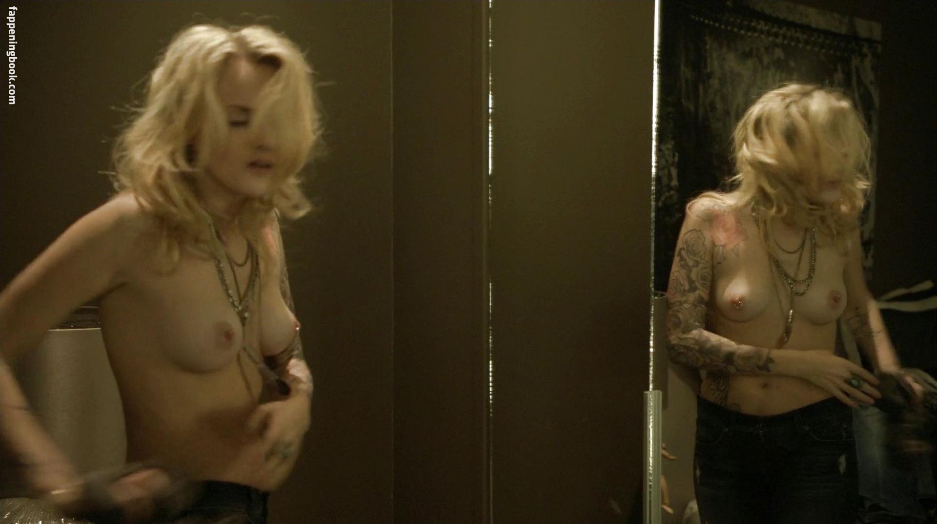 Madeline Brewer Nude, The Fappening - Photo #355824 - FappeningBook.