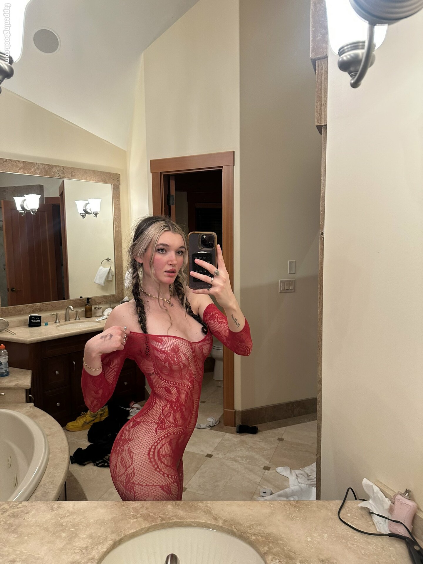 Madi Makoff Nude OnlyFans Leaks