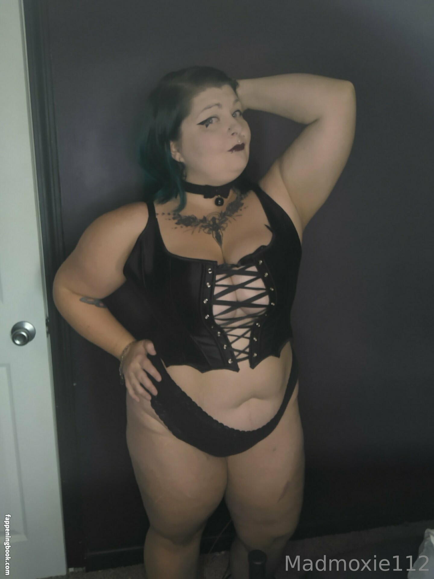 madmoxie112 Nude OnlyFans Leaks
