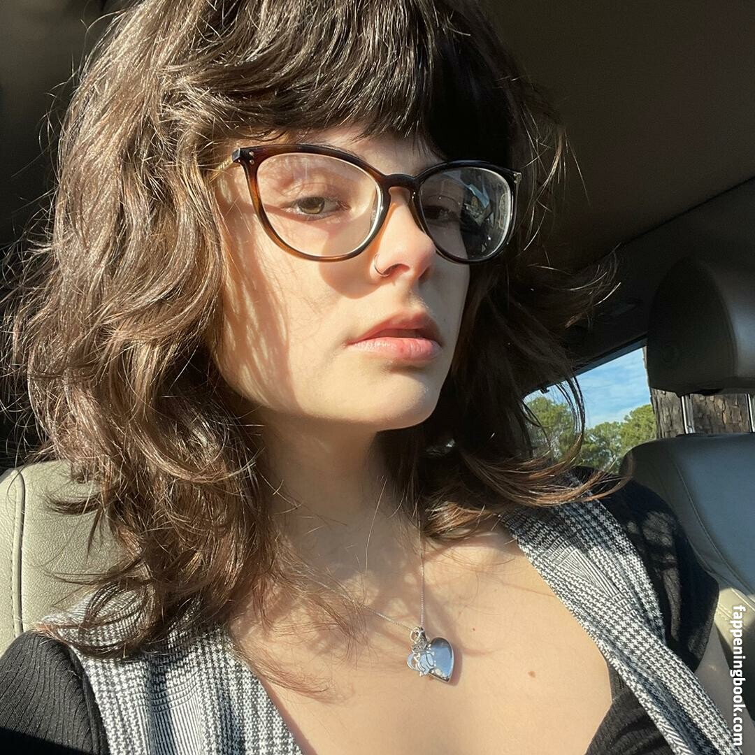 maggie.maybe.margaret Nude