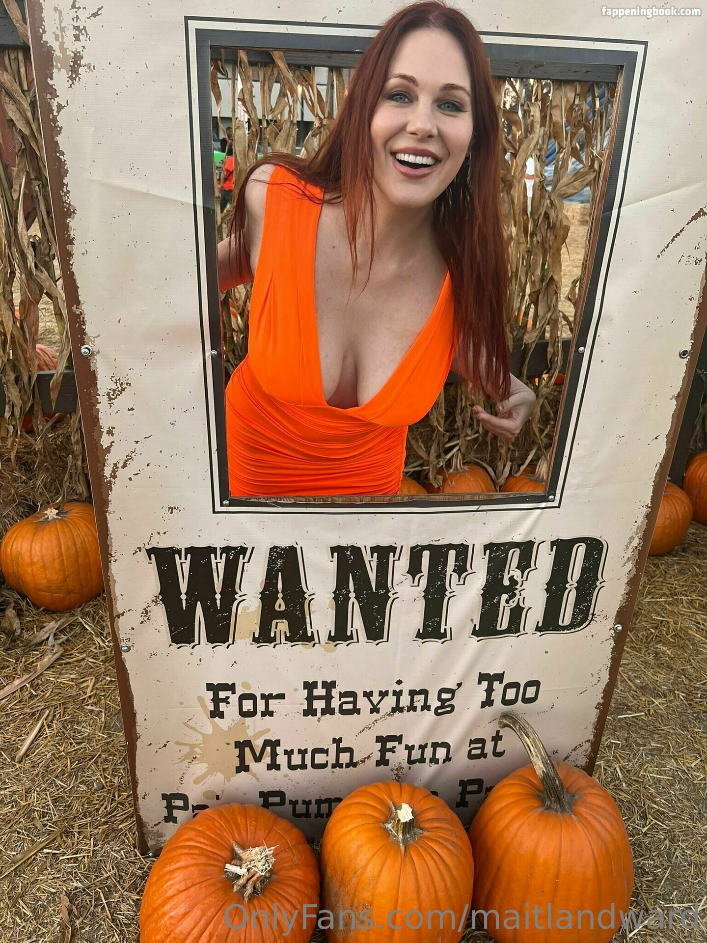 https://fappeningbook.com/photos/m/a/maitlandward/1000/39.jpg