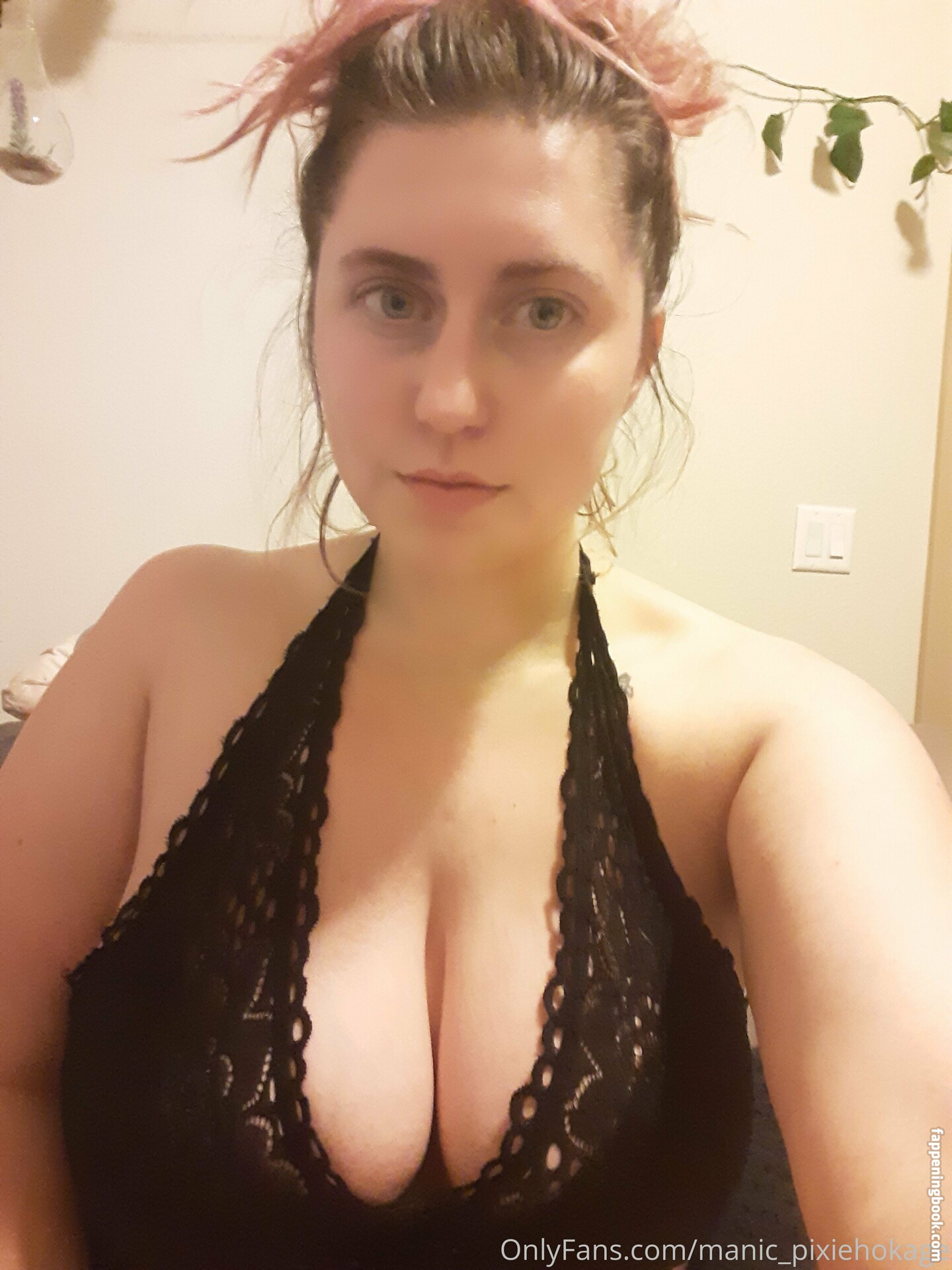 manic_pixiehokage Nude OnlyFans Leaks