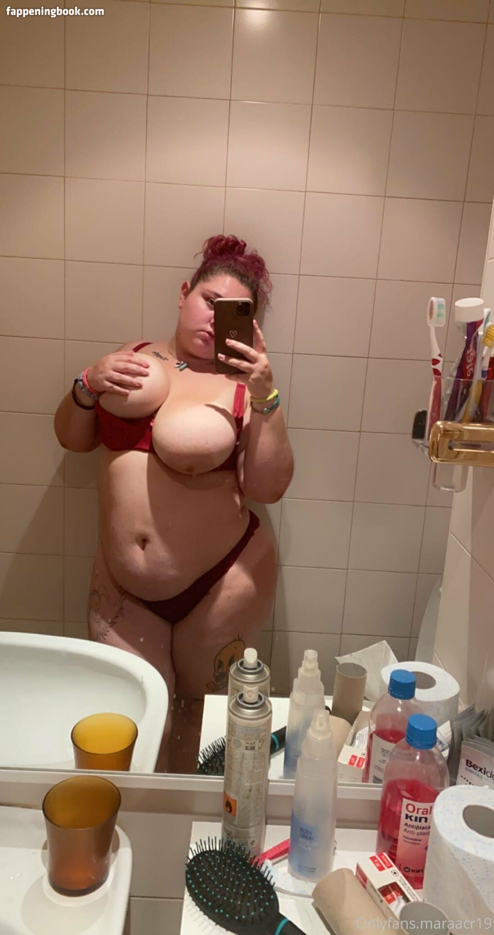 maraacr19 Nude OnlyFans Leaks