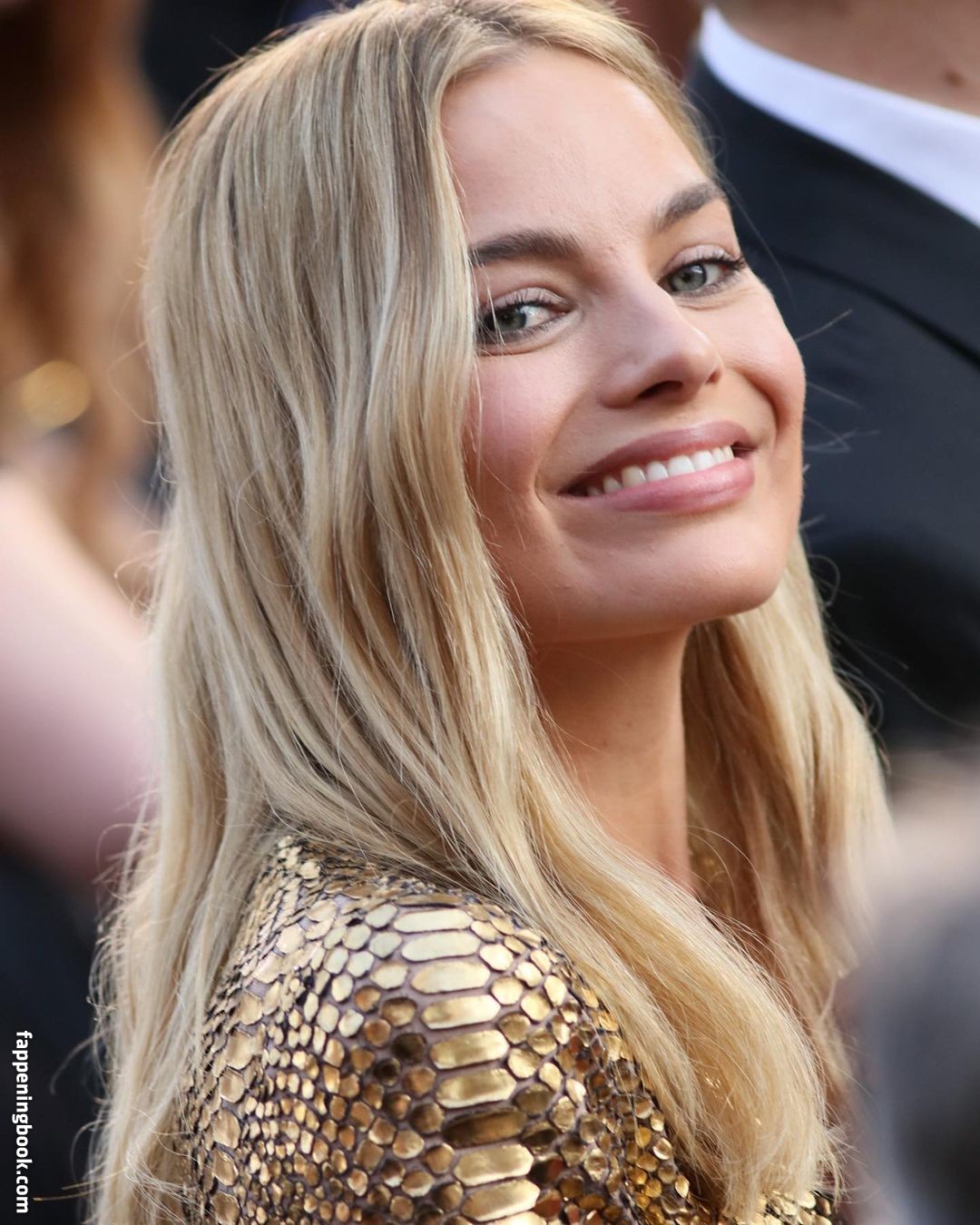 Margot Robbie Nude The Fappening Photo FappeningBook