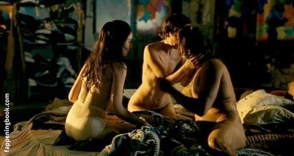 Nude Roles in Movies: Guernsey (2005), My Queen Karo (2009), Schneider vs. ...