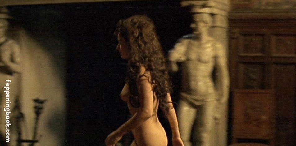 Maria Pitarresi Nude