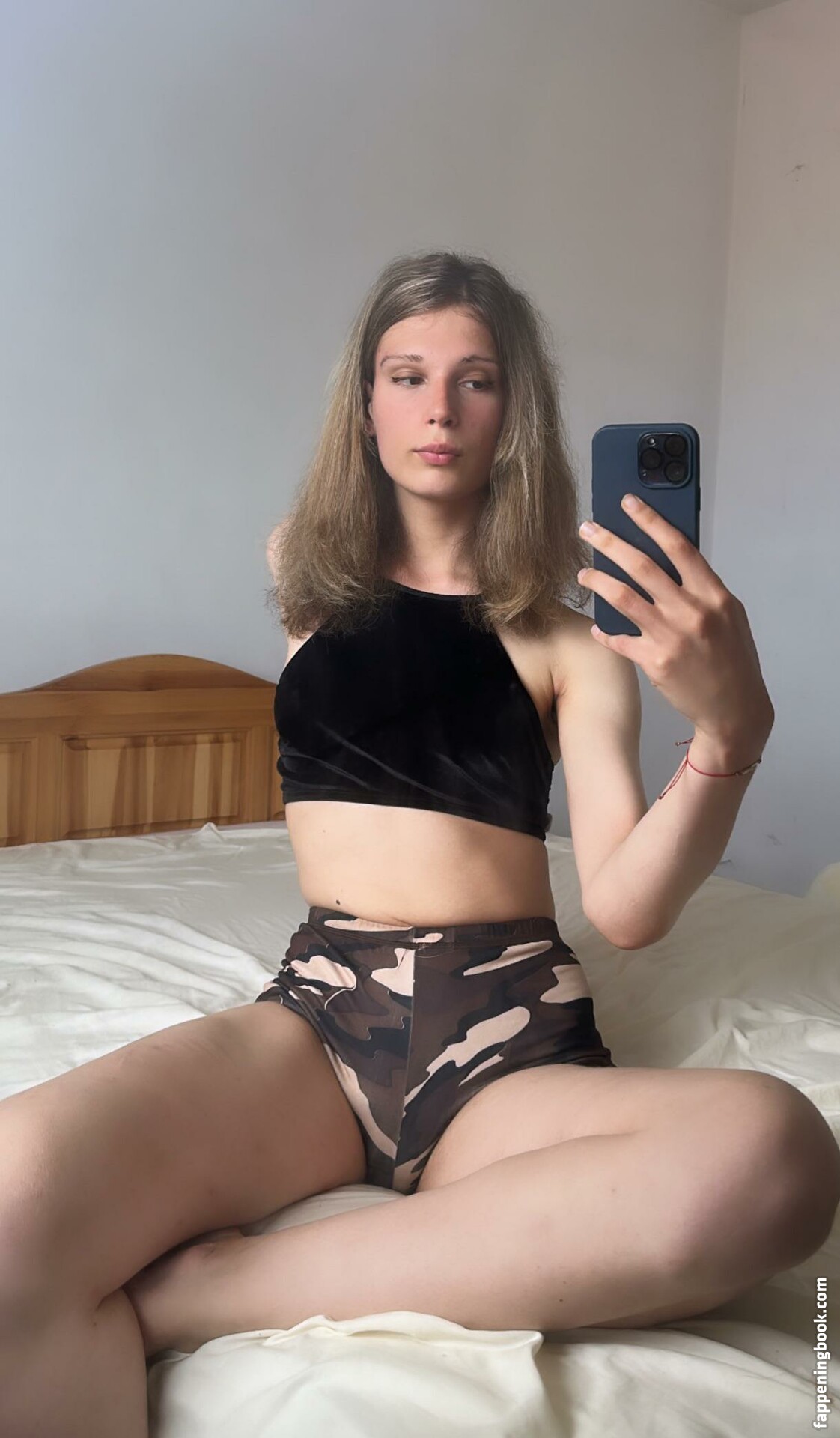 Marie Antoinette 2077 Nude OnlyFans Leaks