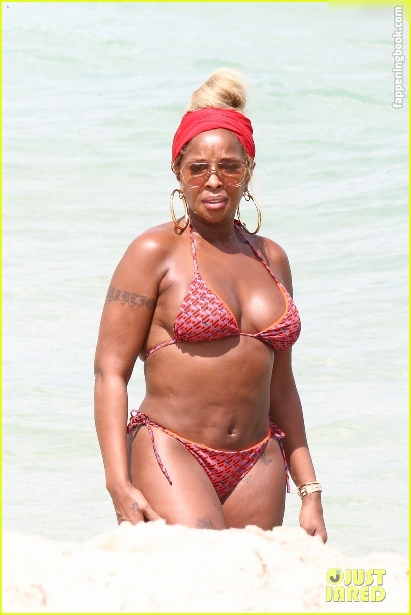 Mary J. Blige Fapello Latest Exclusive Leaked Photos