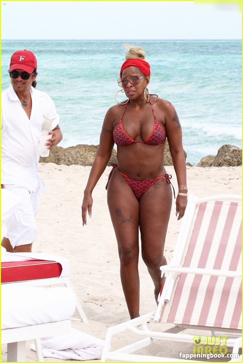 Mary J. Blige Fapello Latest Exclusive Leaked Photos