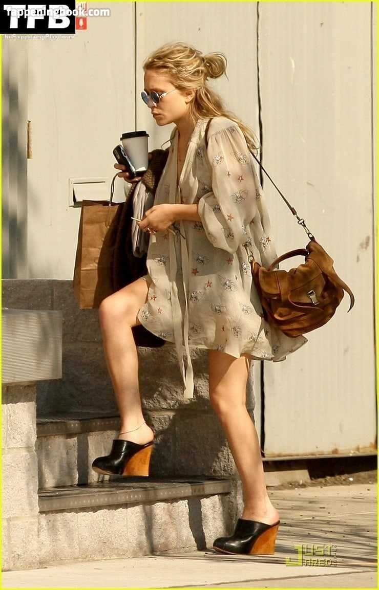 Mary-Kate Olsen Nude