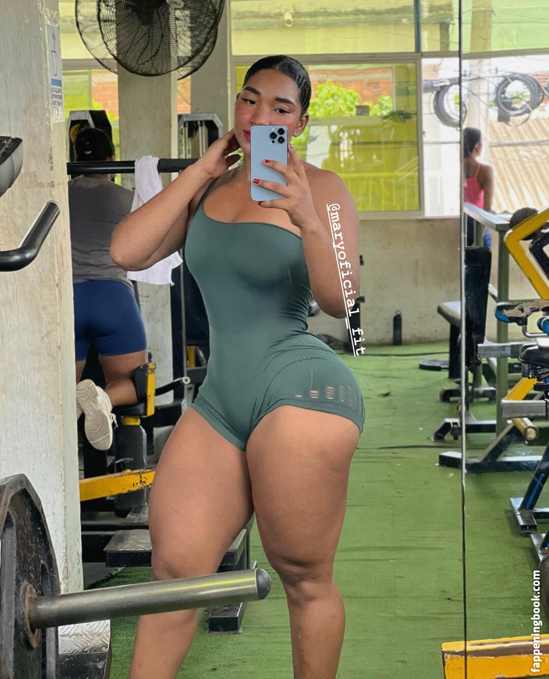 maryoficial_fit Nude