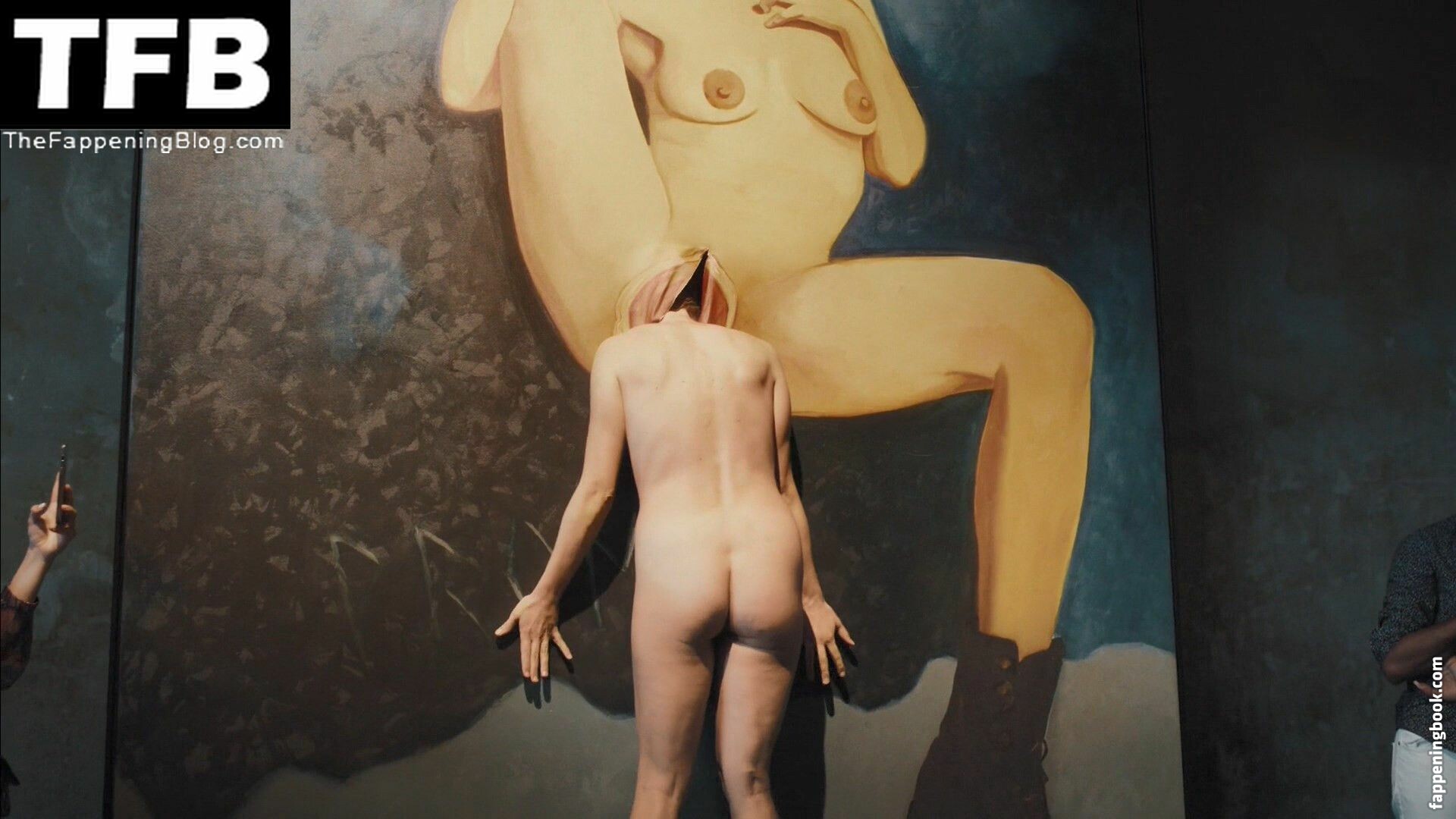 Mavie Hoerbiger Nude