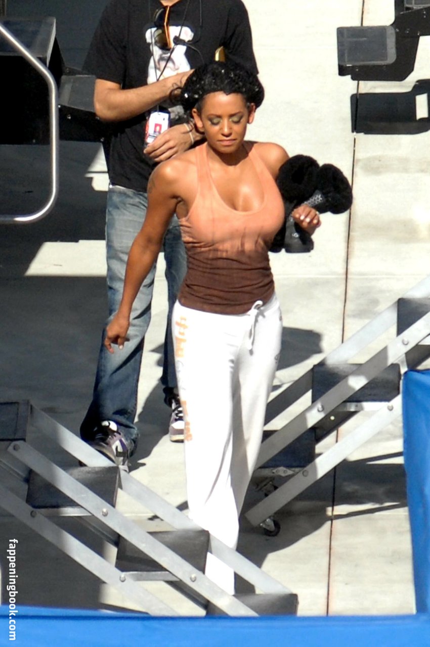 Melanie Brown Nude Sexy The Fappenin