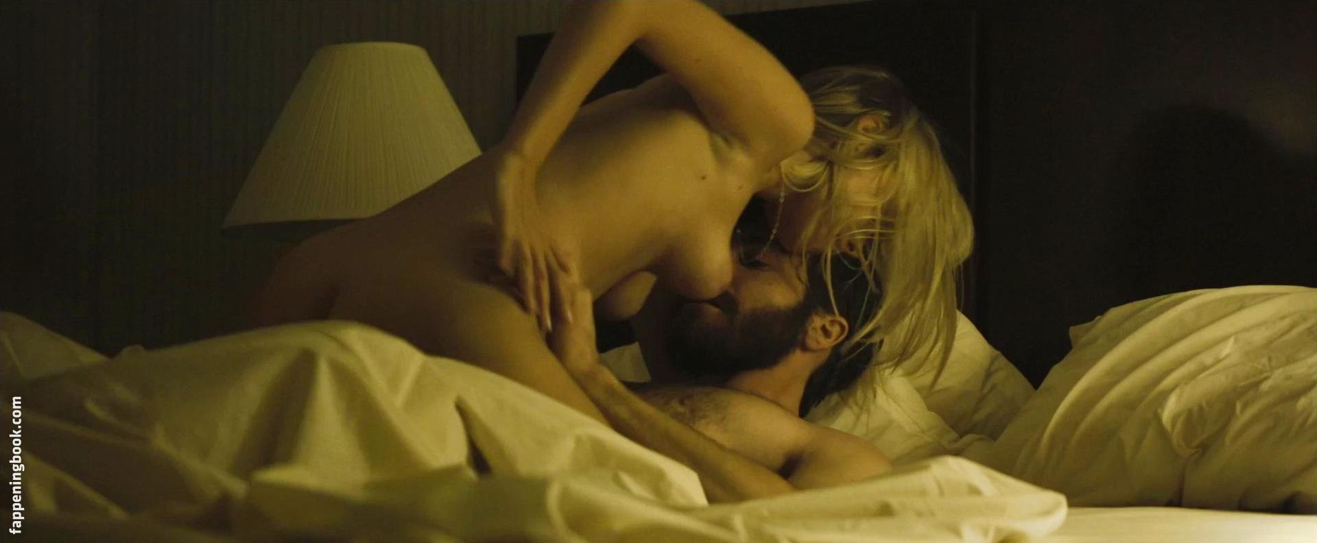 Mélanie Laurent Nude, The Fappening - Photo #380094 - FappeningBook.