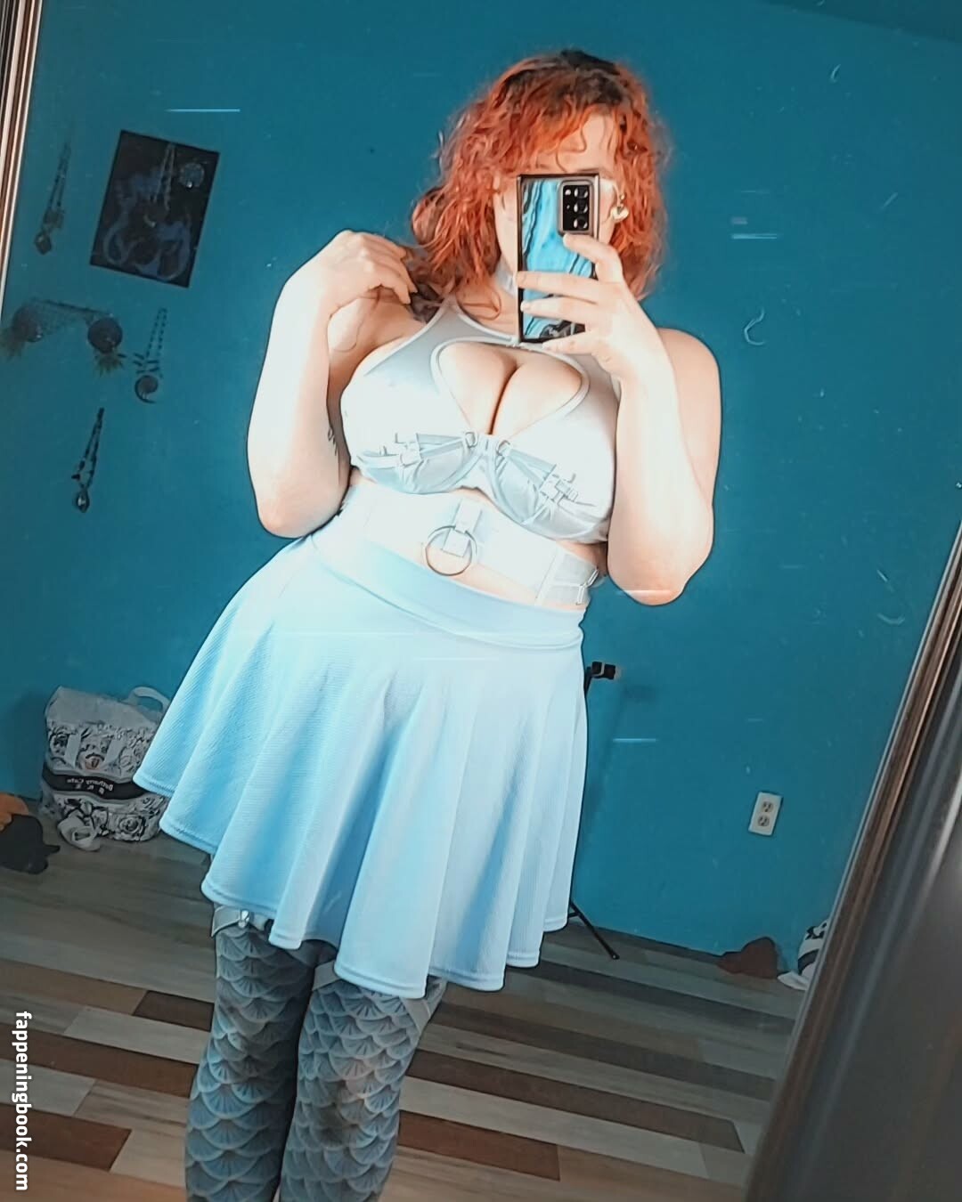 Mermaid Lunessa Nude OnlyFans Leaks