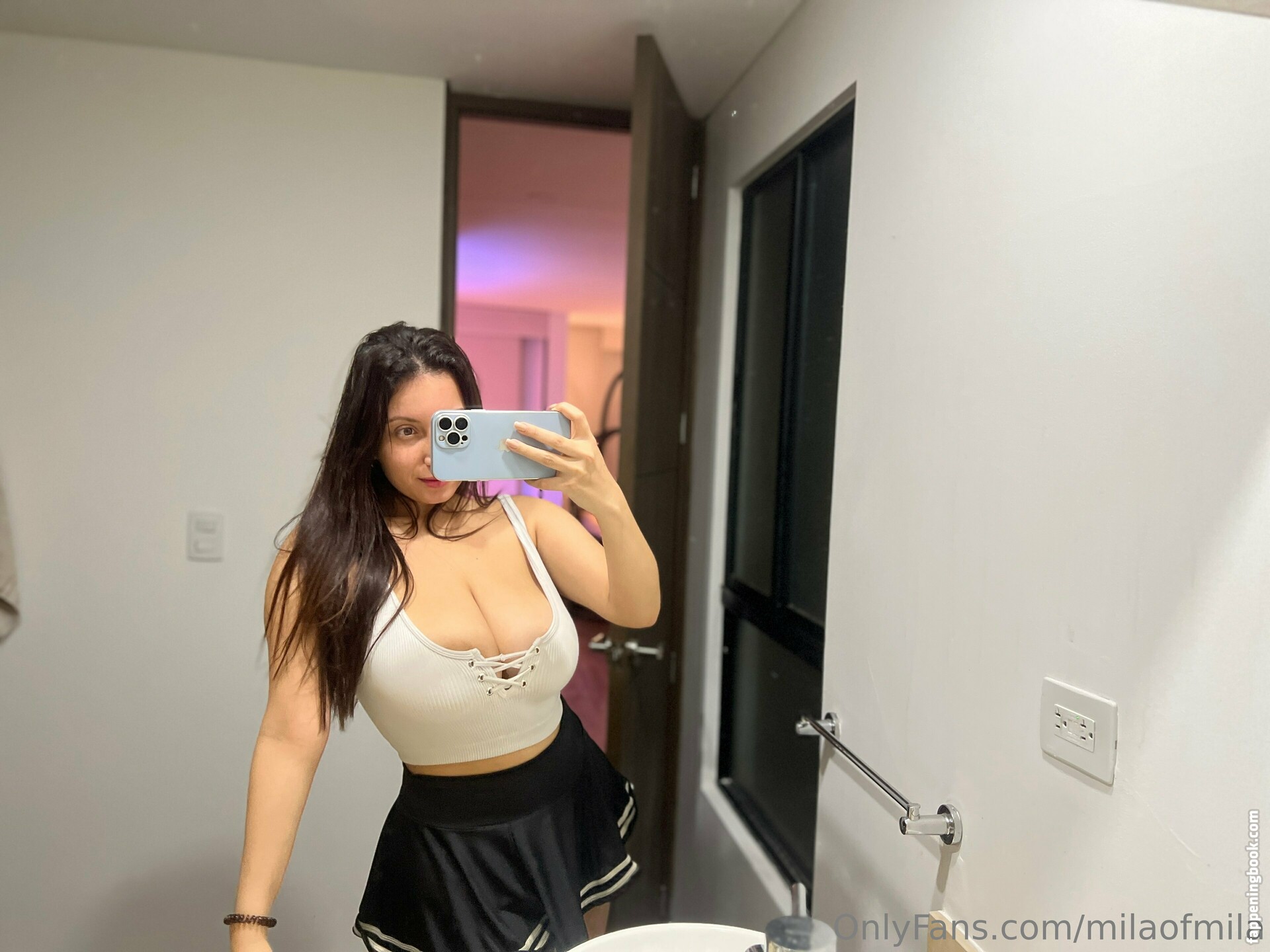 milaofmila Nude OnlyFans Leaks