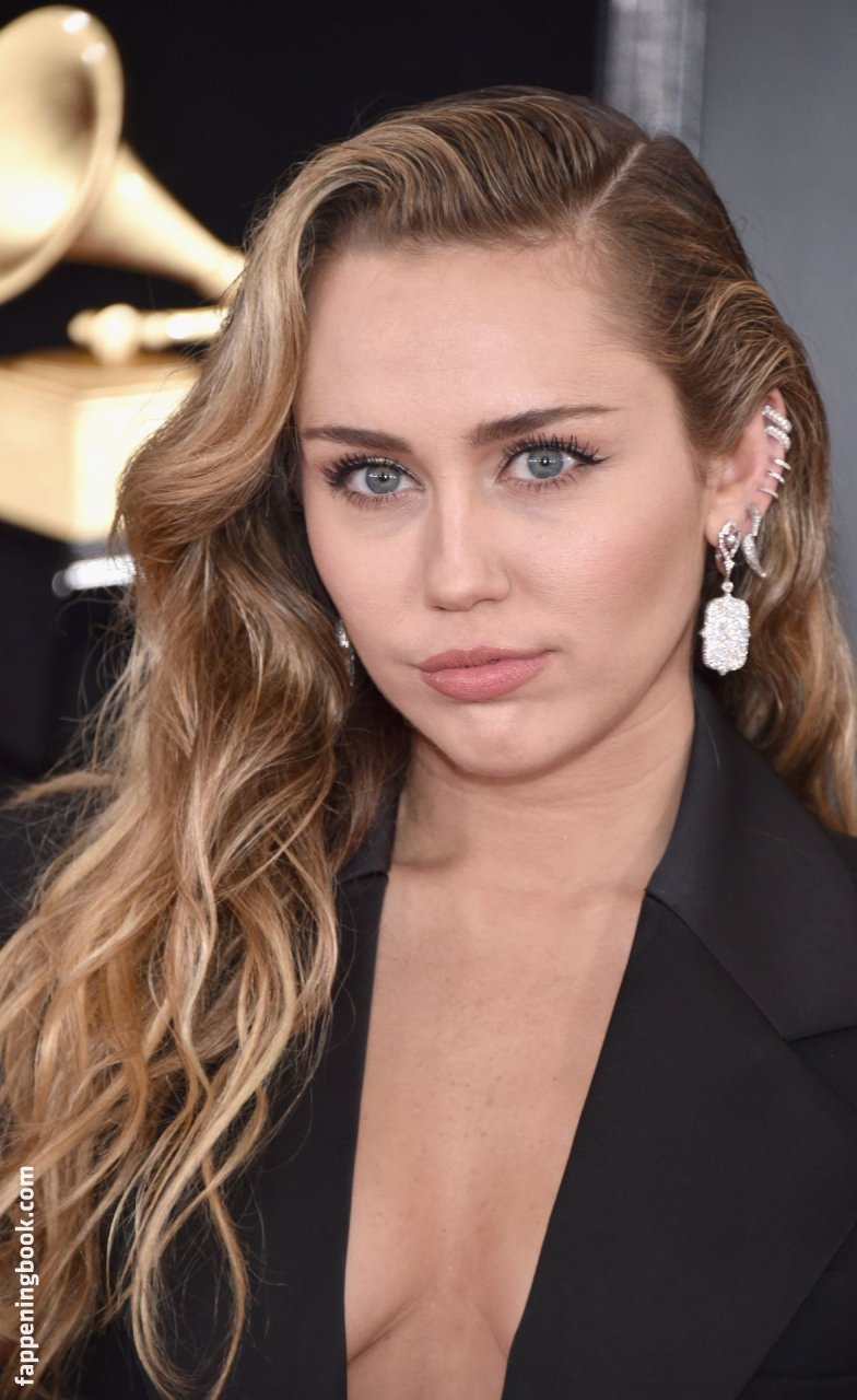 https://fappeningbook.com/photos/m/i/miley-cyrus/1000/175.jpg