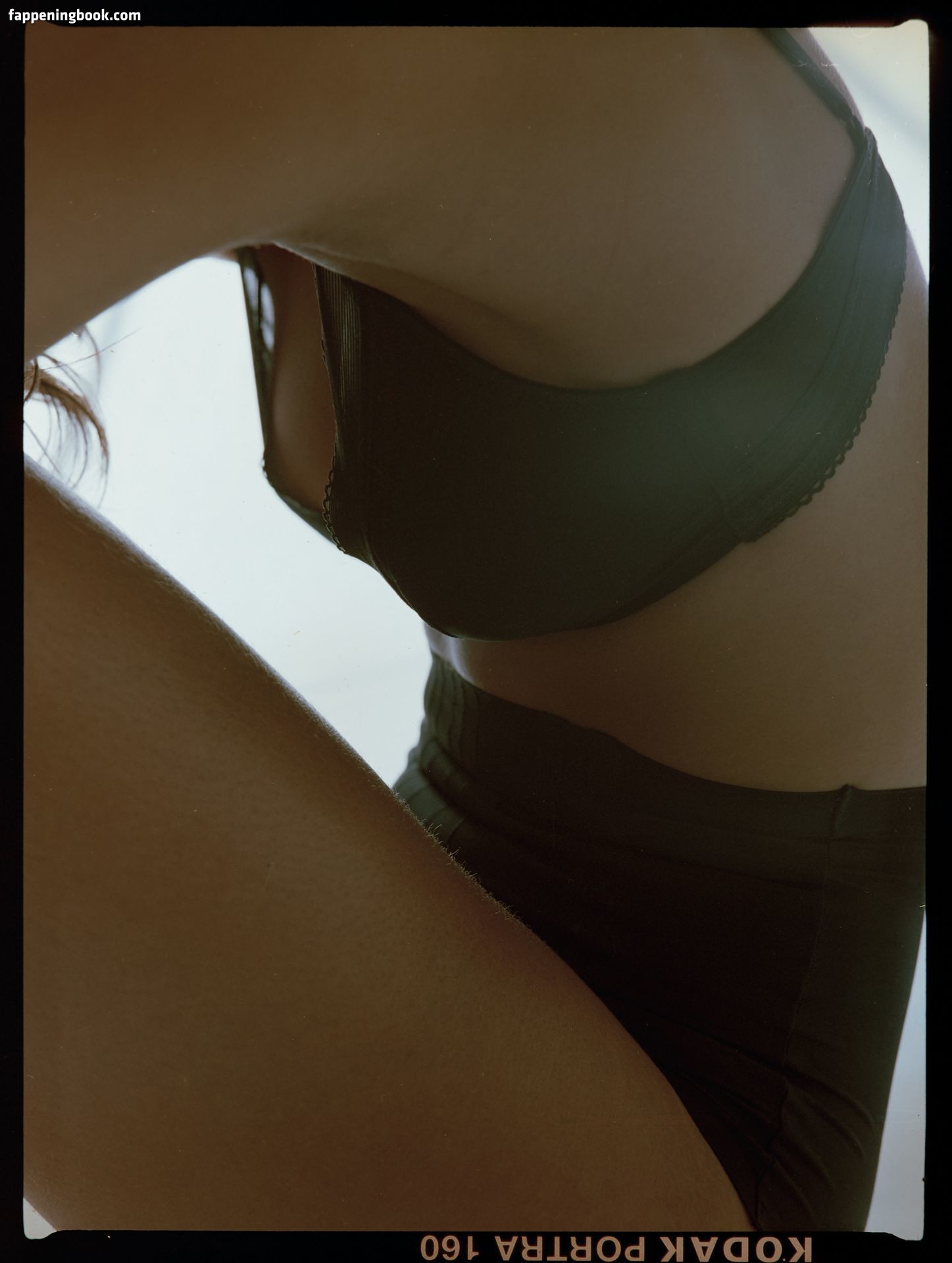 Mimi Elashiry Nude