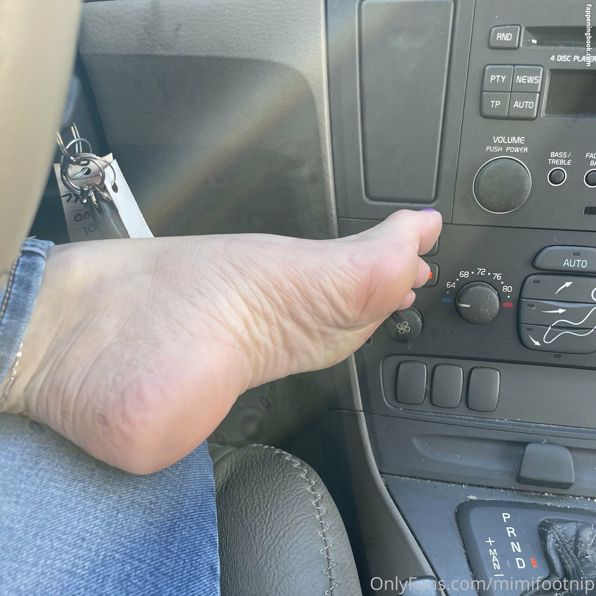 mimifootnip Nude OnlyFans Leaks