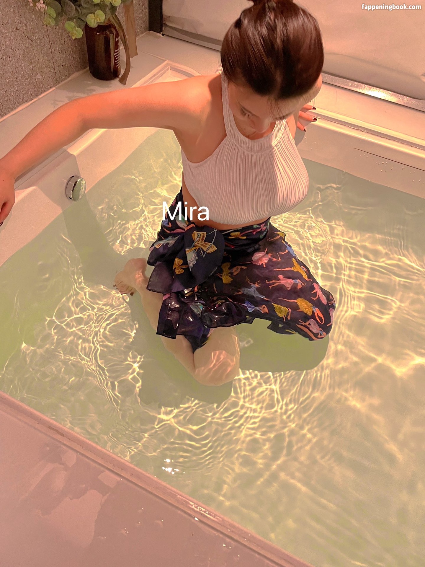 Mira1238888 Nude