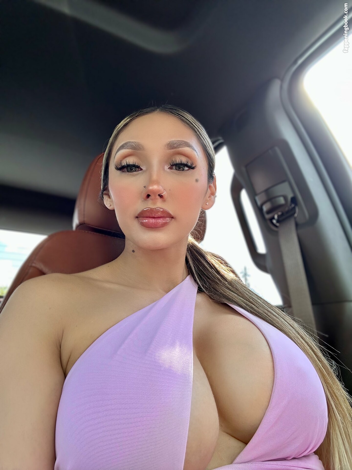 Mirahbella Nude OnlyFans Leaks