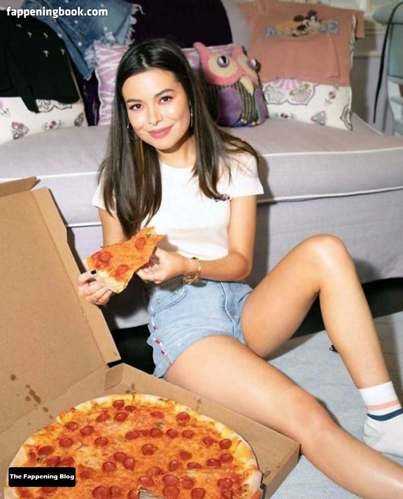 Miranda Cosgrove Nude OnlyFans Leaks