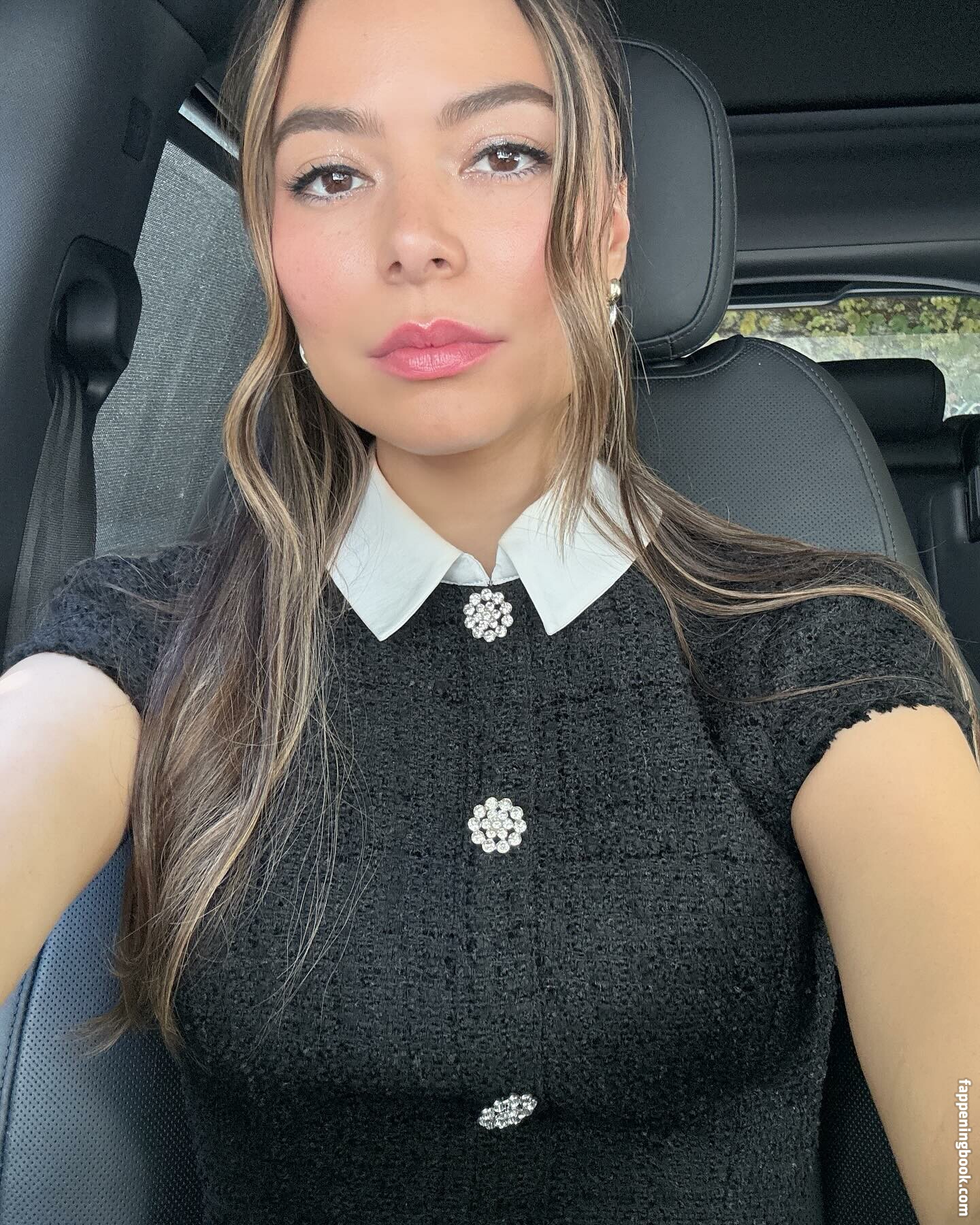 Miranda Cosgrove Fapello Latest Exclusive Leaked Photos