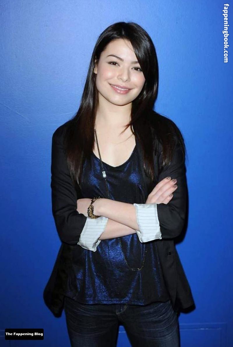 Miranda Cosgrove Nude OnlyFans Leaks