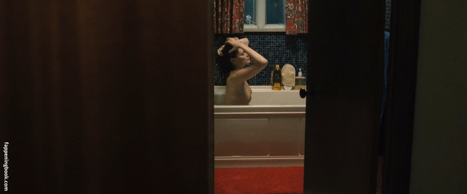 Mischa Barton Nude