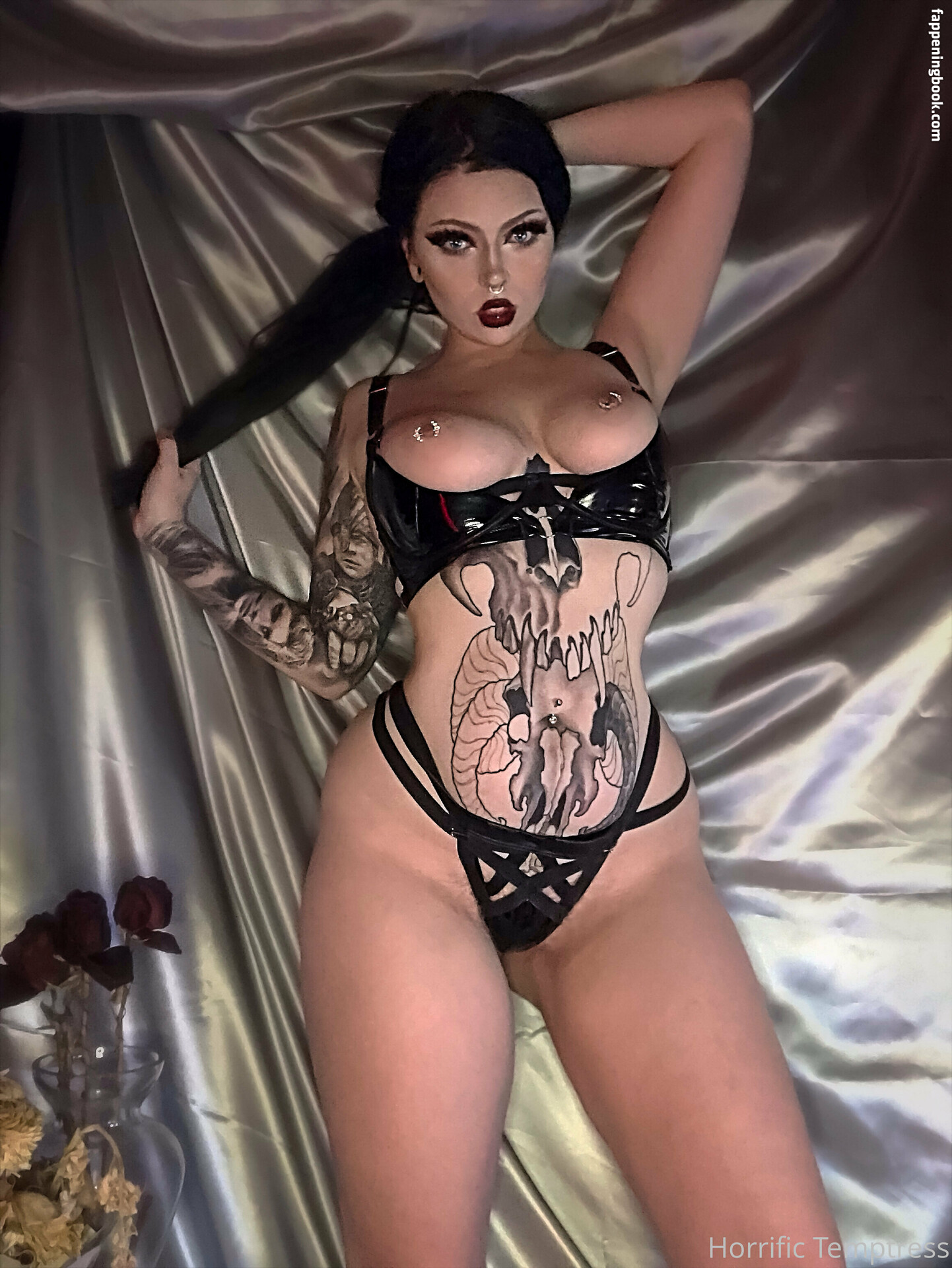 mischa-cleo-moore Nude OnlyFans Leaks