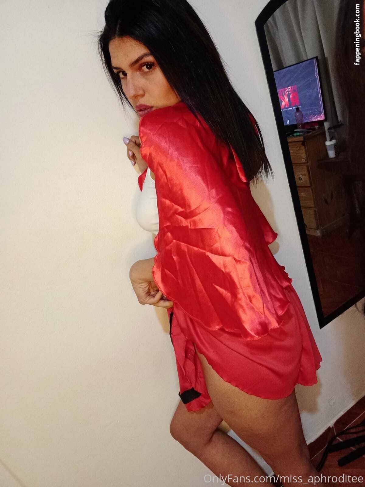 miss_aphroditee Nude OnlyFans Leaks