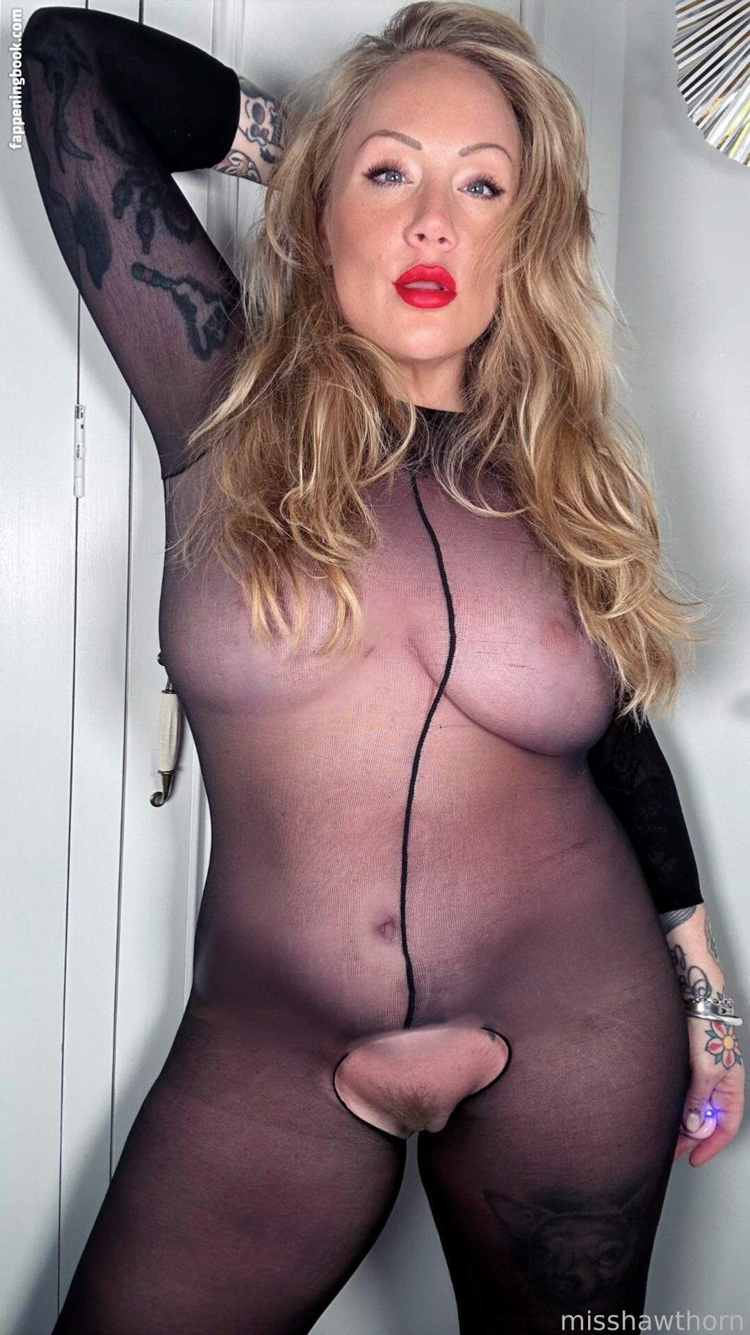 Miss Hawthorn Nude OnlyFans Leaks