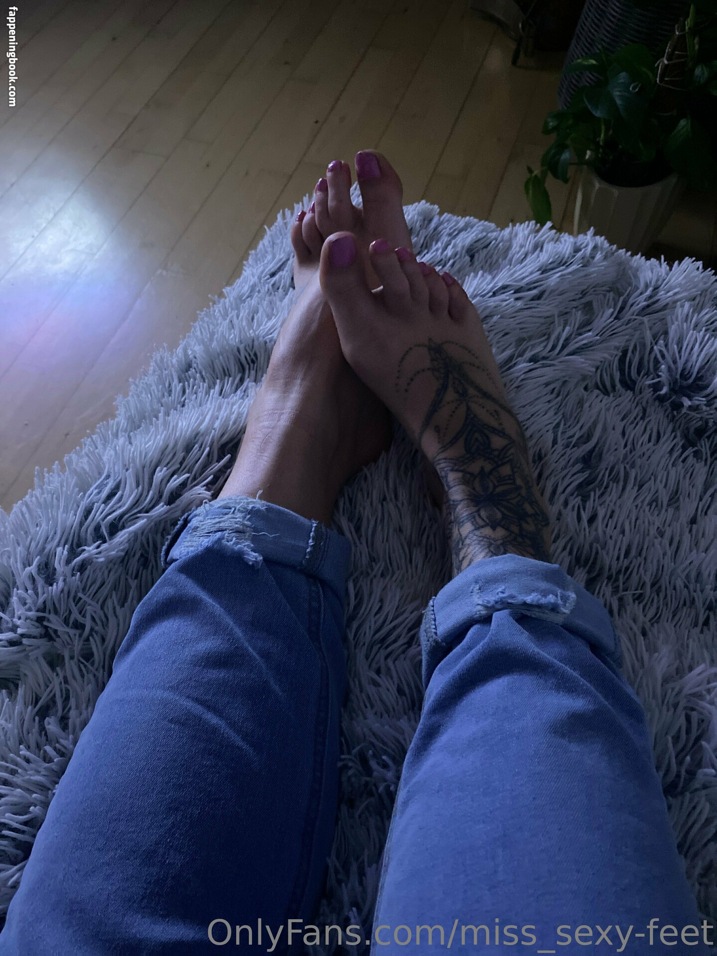 miss_sexy-feet Nude OnlyFans Leaks